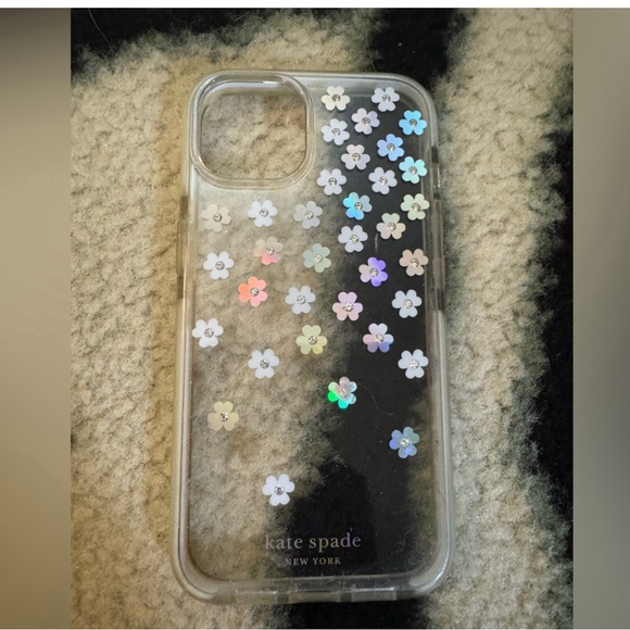 ❌sold 💛 Bundle$4- Kate spade iPhone 13 regular - hardshell case - Picture 1 of 5
